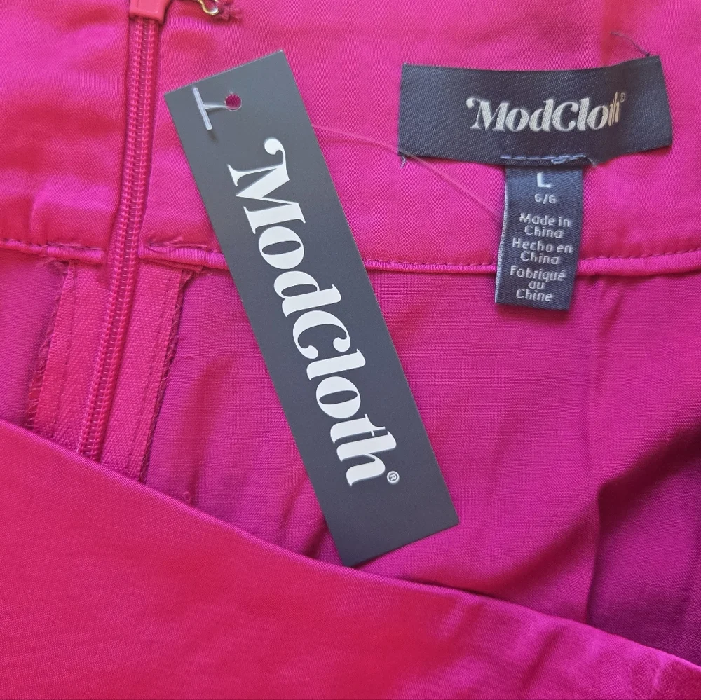 NWT ModCloth Everyday Enchantment Magenta Pleated Skirt Size L - Picture 2 of 9